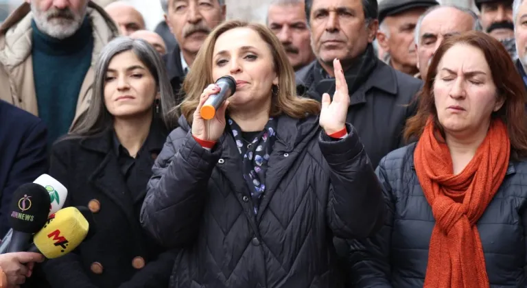 Önü kesilmezse yarın İstanbul'a, Ankara'ya kayyım atanır
