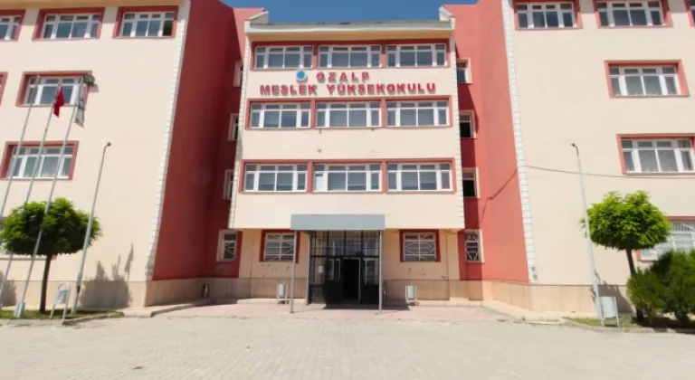 Özalp'a Zarar Vermek İsteyenler Kim?
